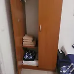 Hiža *