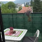 Hiža
